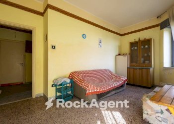 Camera da letto - Quadrilocale via Anile Antonino, 9, Catanzaro - foto 8