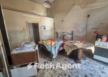 Magazzino - Negozio via Barbazzano, 76, Pagani - foto 5