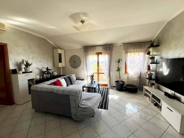 Foto 1 - Quadrilocale via I Strada, Fano - foto 1