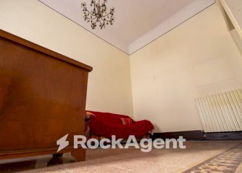 Camera da letto - Trilocale salita Ii Del Rosario, 1, Catanzaro - foto 8