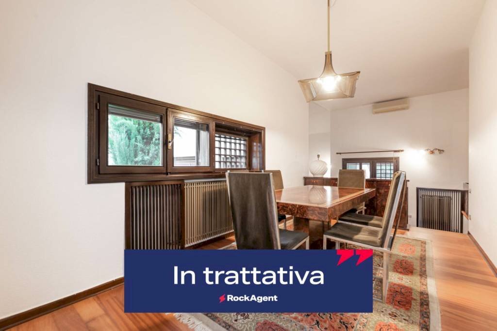 Salone - Villa via Eraclea, 4, Padova (neighborhood Mandria) - photo 2