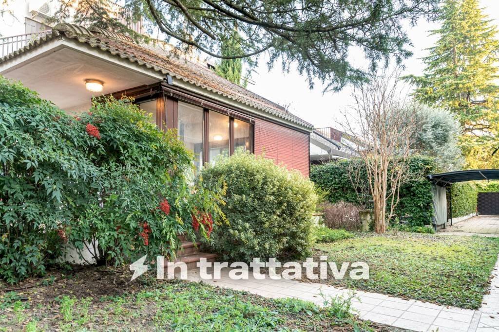Giardino - Villa via Eraclea, 4, Padova (neighborhood Mandria) - photo 1