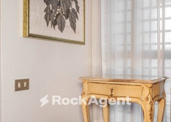 Interno palazzo - Villa via Eraclea, 4, Padova (zona Mandria) - foto 13