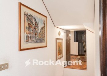 Corridoio - Villa via Eraclea, 4, Padova (neighborhood Mandria) - photo 12