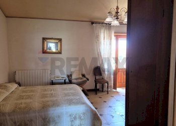 Camera / camera da letto - Independent house Sedilo - photo 16