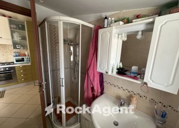 Bagno - Bilocale viale Sandro Pertini, 6, San Giovanni Teatino - foto 17