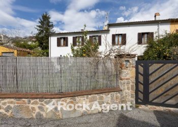 Facciata - Casa indipendente via della Quercia, 90a, Massarosa - foto 16