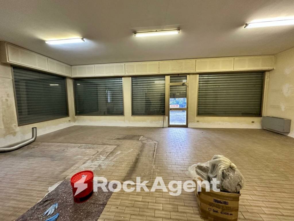 Magazzino - Negozio via Roma, 121, Pianiga - foto 2