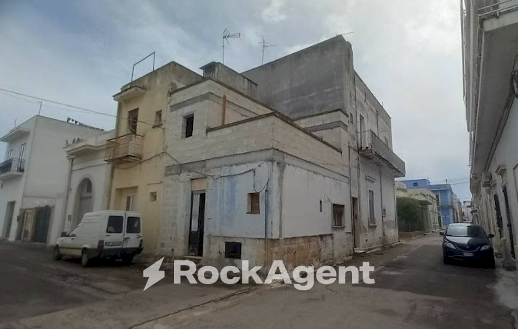 Zona - Quadrilocale via Guglielmo Marconi, 28, Cutrofiano - foto 3