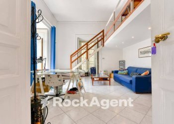 Salone - Four-room apartment corso Vittorio Emanuele, Napoli (neighborhood Chiaia) - photo 6