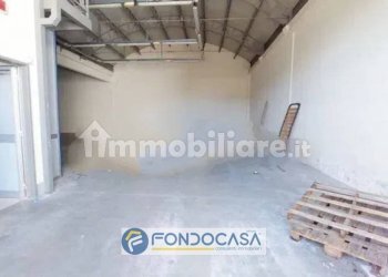 Foto 7 - Warehouse via toscanini
 
16, Sant'Antimo - photo 7