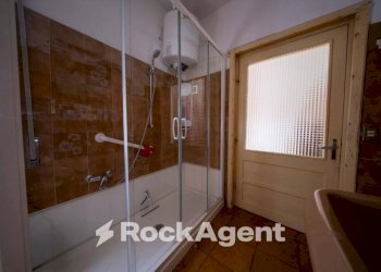 Bagno - Casa indipendente via Francesco Cossiga, 180, Siligo - foto 14