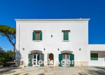 Facciata - Two-room apartment strada Crocifisso, 6, Bari - photo 25