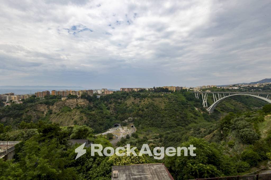 Vista - Appartamento via Carlo V, Catanzaro - foto 3