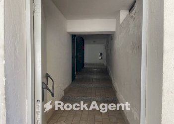 Interno palazzo - Quadrilocale via Publio Virgilio Marone 10, Poggiomarino - foto 33