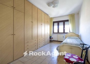 Camera da letto - Appartamento via Michele Torcia, 8, Catanzaro - foto 25