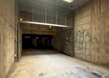 Interno non residenziale - Garage - Autosilos - Parcheggio via Ciriaco Carru, Sassari - foto 8