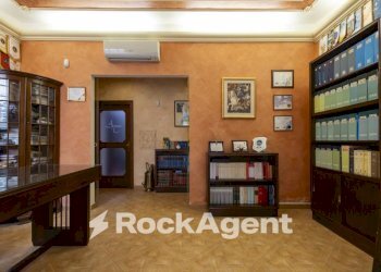 Interno palazzo - Appartamento via Elvidio Borelli, 6, Catanzaro - foto 2