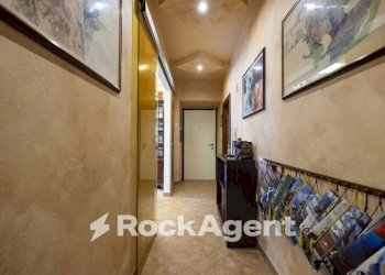 Corridoio - Appartamento via Elvidio Borelli, 6, Catanzaro - foto 12