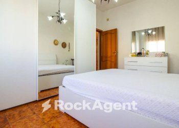 Camera da letto - Independent house via Cesare Battisti 20, Ploaghe - photo 19