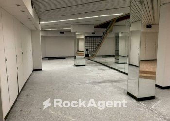 Interno non residenziale - Negozio via Roma, Casarano - foto 5