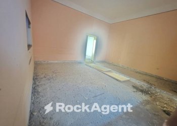 Camera da letto - Stabile - Palazzo via Santissimi Martiri, 67, Sant'Egidio del Monte Albino - foto 2