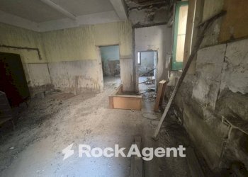 Magazzino - Stabile - Palazzo via Santissimi Martiri, 67, Sant'Egidio del Monte Albino - foto 21