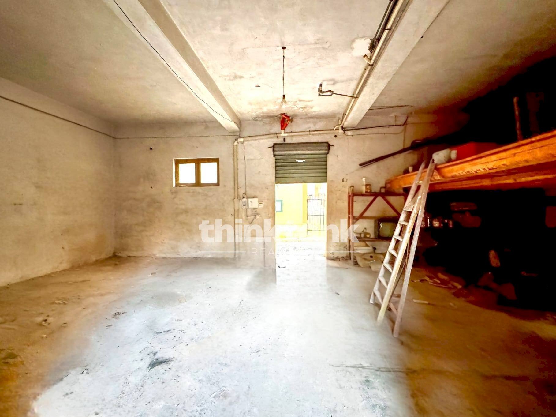 Foto 3 - Magazzino Via Michelangelo Buonarroti
 
5, Pachino - foto 3