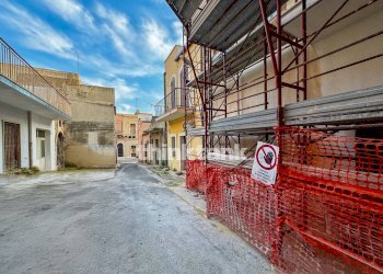 Foto 7 - Magazzino Via Michelangelo Buonarroti
 
5, Pachino - foto 7