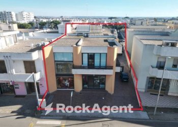 Vista - Negozio via Regina Margherita, 223, Taviano - foto 6