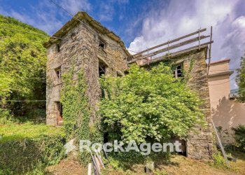 Terreno - Casa indipendente via Oneto, San Colombano Certenoli - foto 1