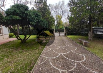 Foto 77 - Villa Via Pecile
 
18, Tivoli - photo 77