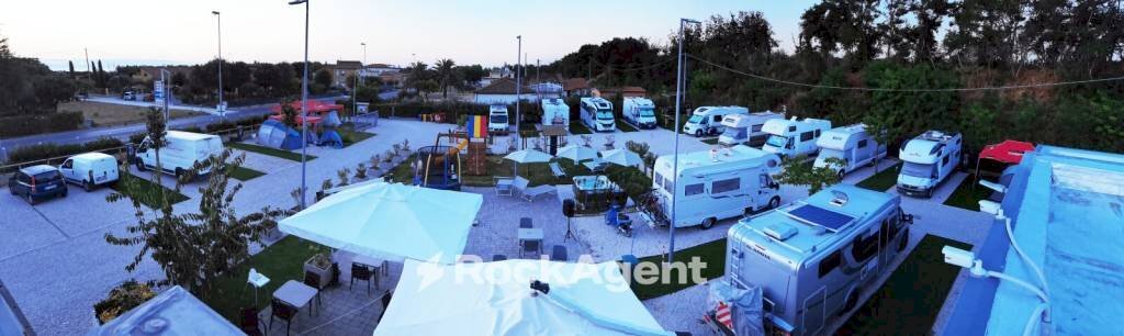 Vista - Commercial Activity strada Nazionale Adriatica Sud, 108, Fano - photo 2