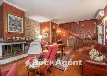 Salone - Villa via Aristide Faccioli, 173, Roma - foto 3