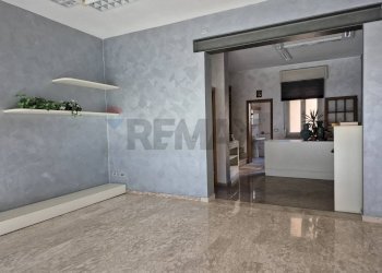 Stanza vuota - Negozio VIA MAZZINI
 
69, Asola - foto 1