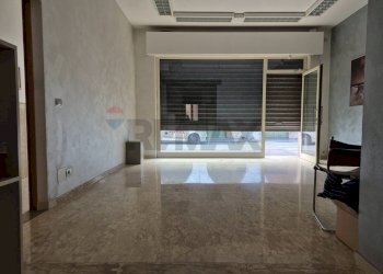 Stanza vuota - Negozio VIA MAZZINI
 
69, Asola - foto 3