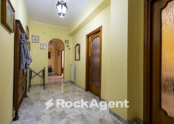 Corridoio - Trilocale via Candela, 12, Catanzaro - foto 7