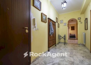 Ingresso - Trilocale via Candela, 12, Catanzaro - foto 9