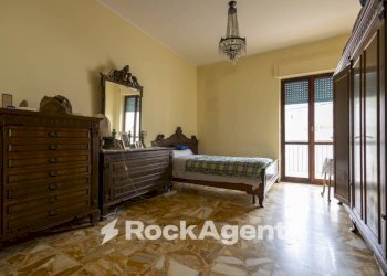 Camera da letto - Trilocale via Candela, 12, Catanzaro - foto 27