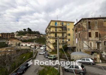 Vista - Trilocale via Candela, 12, Catanzaro - foto 35