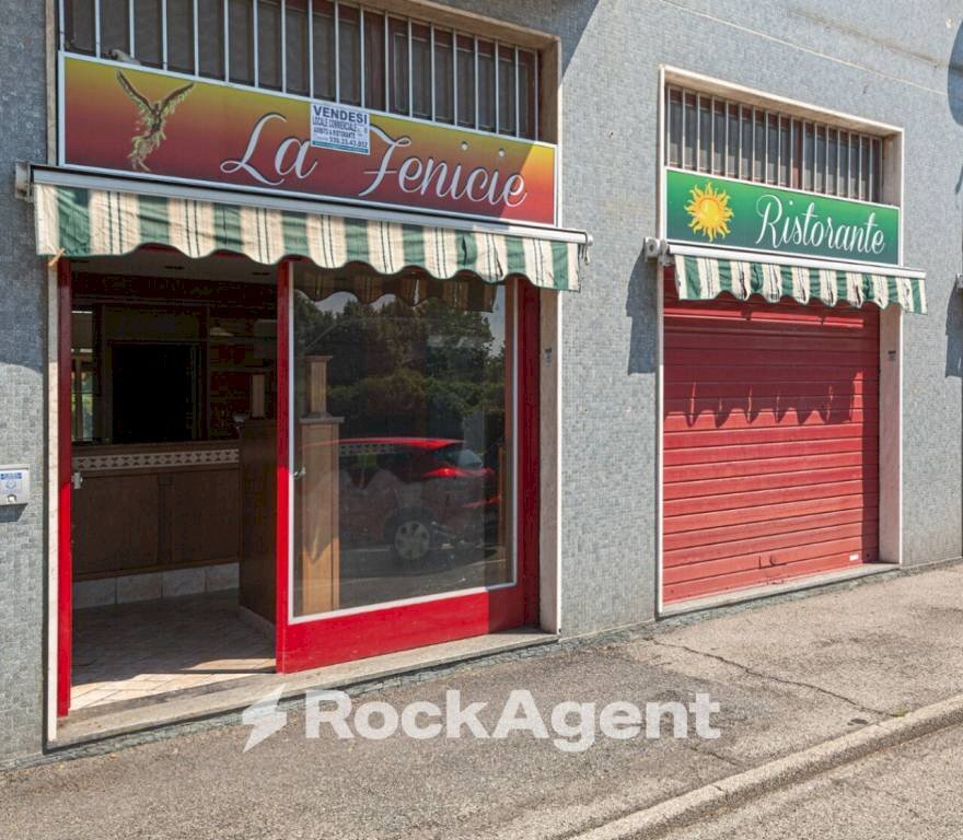 Facciata - Negozio via San Pedrino, 11, Vignate - foto 3