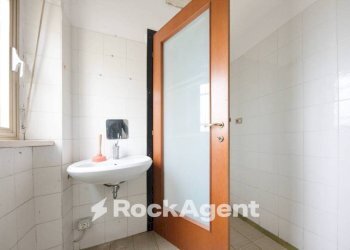 Bagno - Negozio viale Stazione Centrale, Ovada - foto 23