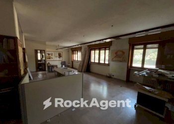 Interno non residenziale - Appartamento via Vincenzo Gioberti, 56, Foggia - foto 1