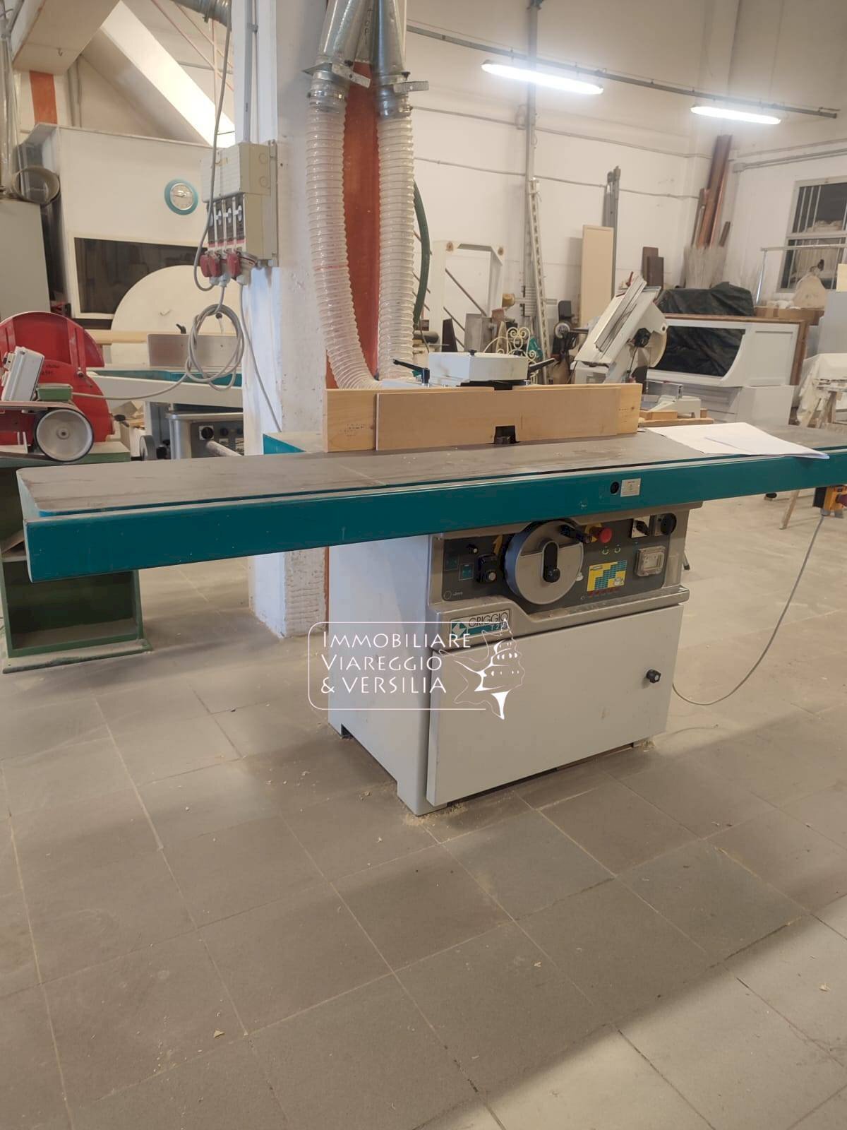 Foto 5 - Magazzino via di Montramito
 
200, Massarosa - foto 3