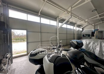 Foto 3 - Magazzino via del Guado, Massarosa - foto 3