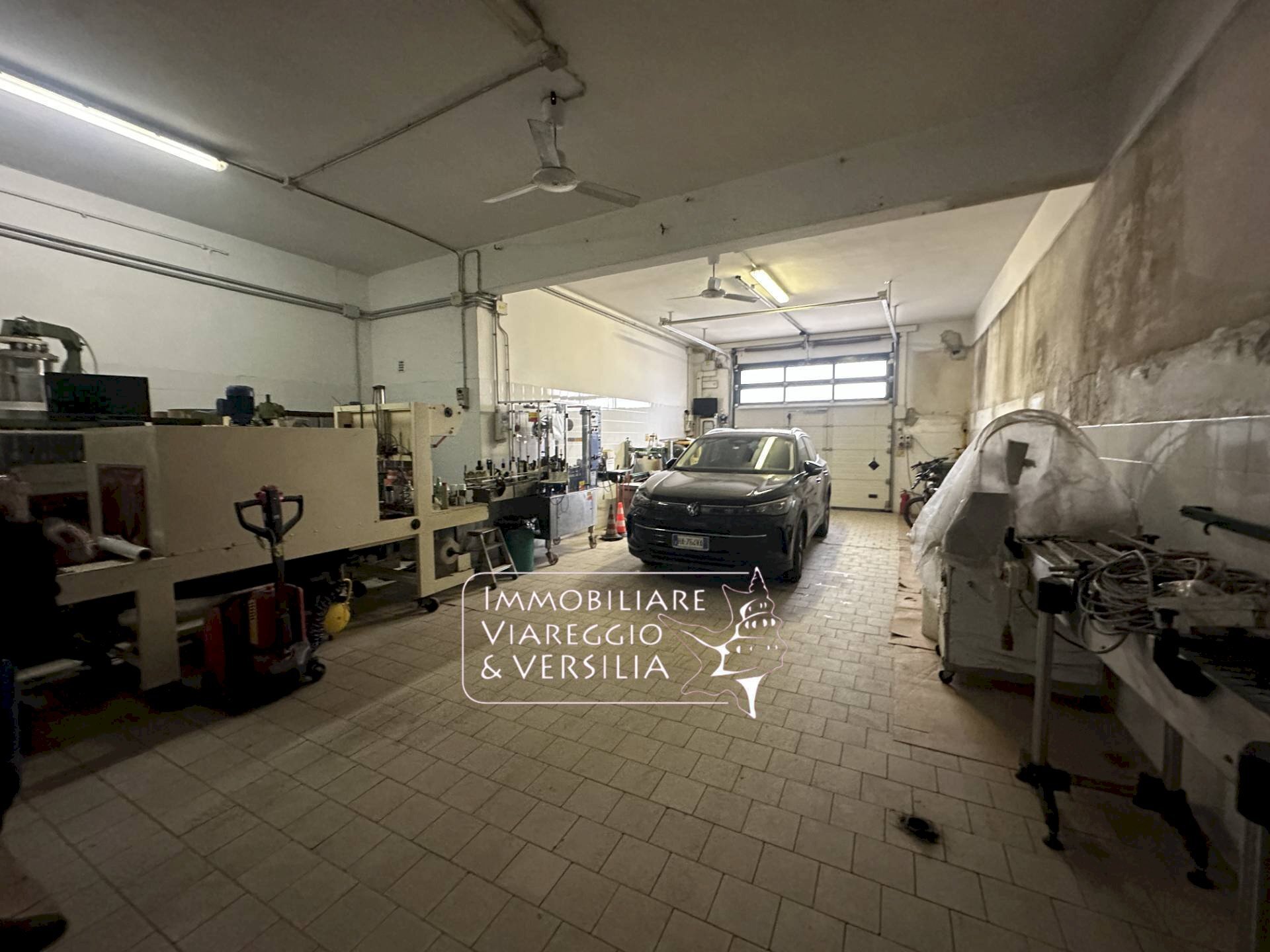 Foto 2 - Magazzino via Puccini
280, Viareggio - foto 2