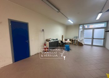 Foto 3 - Magazzino via Virgilio
 
100, Viareggio - foto 3