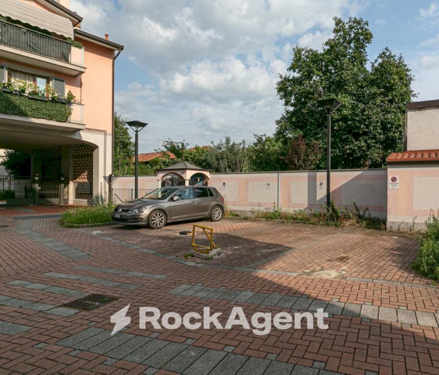 Posto macchina - Negozio Segrate - foto 3