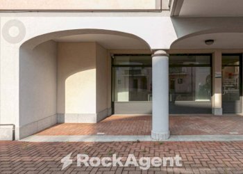 Interno palazzo - Negozio Segrate - foto 2