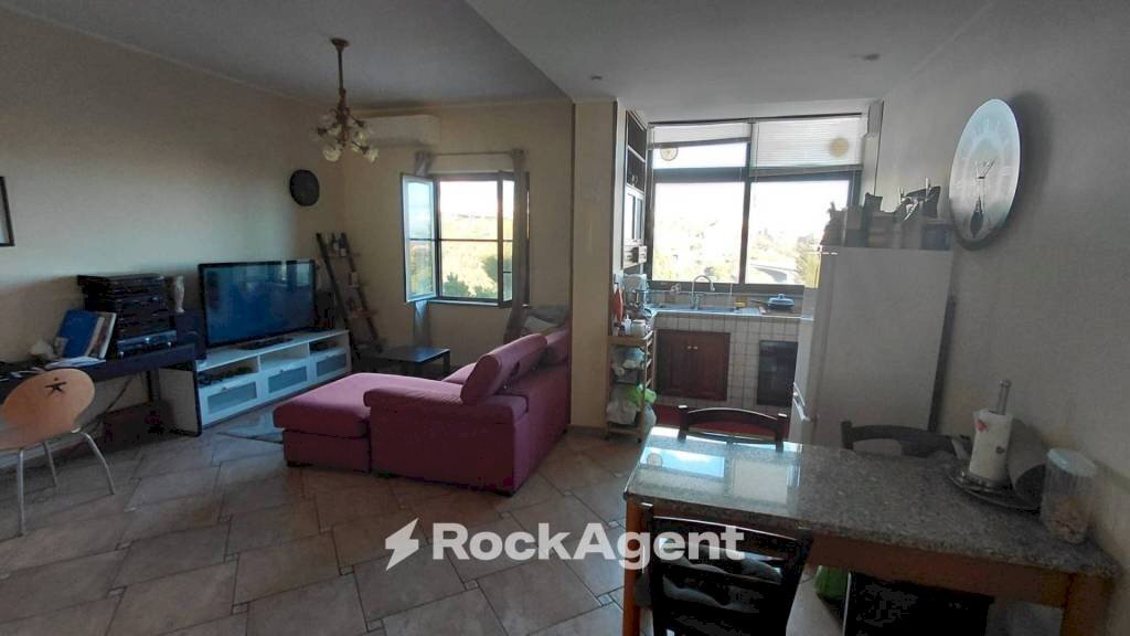 Salone - Trilocale via Sirleto, 67, Catanzaro - foto 3